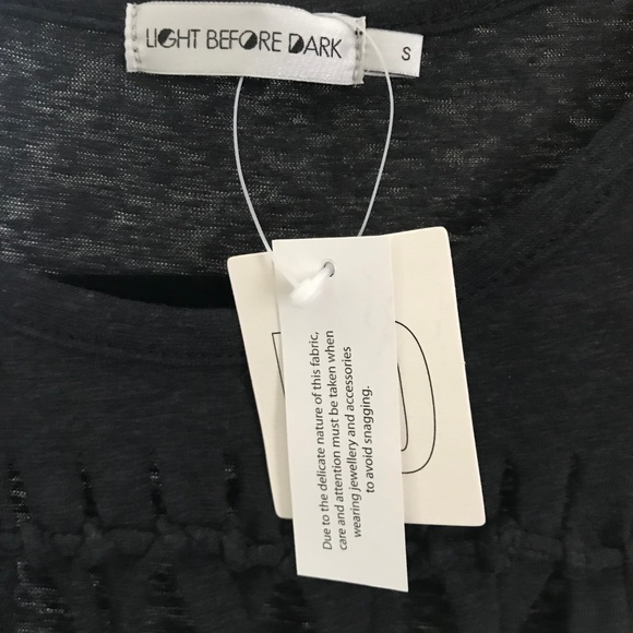 UO Light Before Dark Short Sleeve Macrame Crop Top - Picture 4 of 4